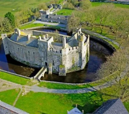 Petit Loft, Maison Bord De Σπίτι διακοπών Pirou