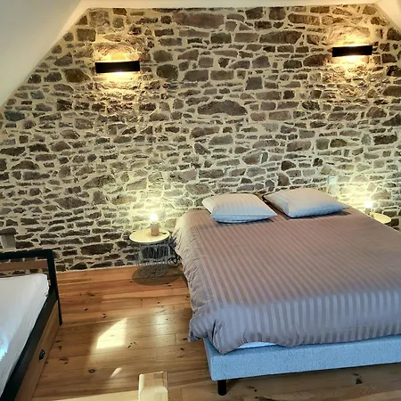 Petit Loft, Maison Bord De Holiday home