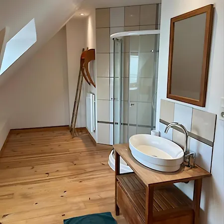 Petit Loft, Maison Bord De Pirou
